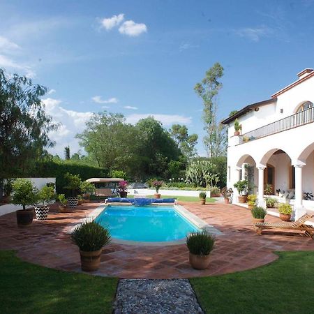 La Casona De Los Colibries El Pueblito  Exterior foto