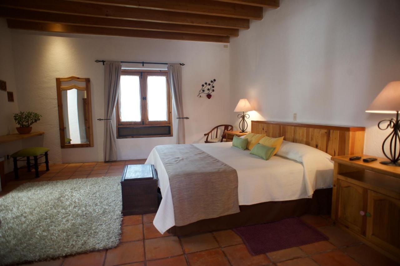 La Casona De Los Colibries El Pueblito  Cameră foto